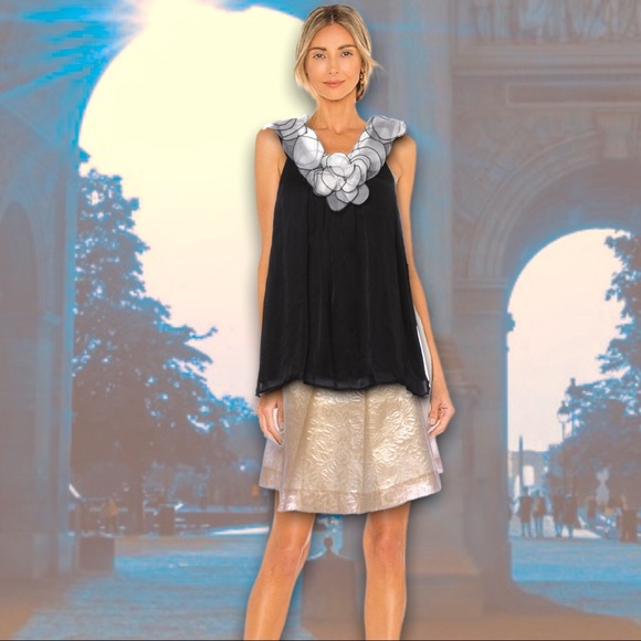 Chloe 💕Mini Skirt💕with pockets 💕 Small US4, - Picture 9 of 13